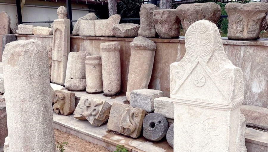 Niğde Müzesi binlerce yıllık tarihe ışık tutuyor