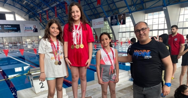 Depremzede Azra’dan 3 birincilik birden