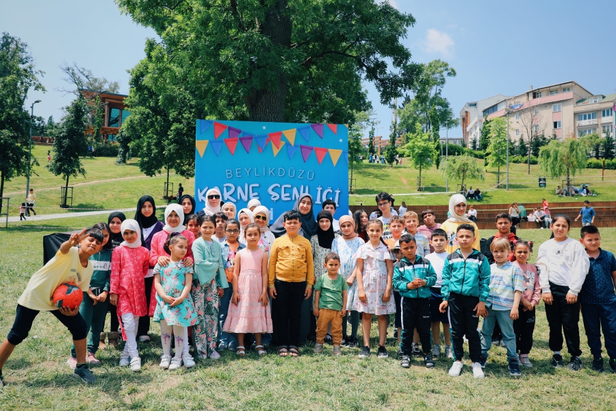 Yetim çocuklar Karne Şenliği’nde buluştu