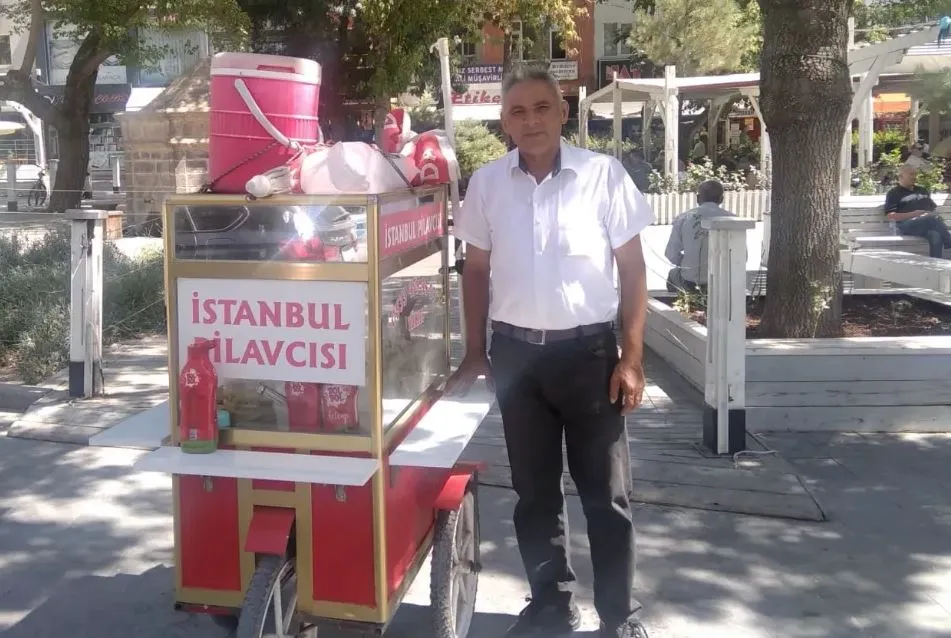 Niğde’nin meşhur sokak pilavcısı