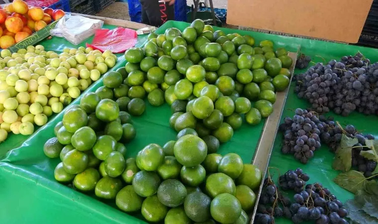 Niğde’de kış meyveleri tezgahlarda yerini almaya başladı