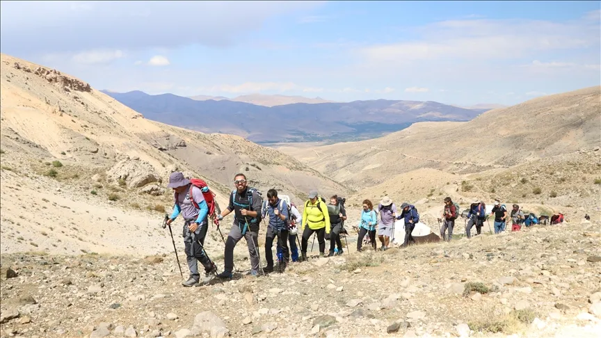 2024 YILINDA DAĞCILARIN GÖZDE ZİRVELERİ ARASINDA NİĞDE’DEN İKİ ÖNEMLİ DAĞ