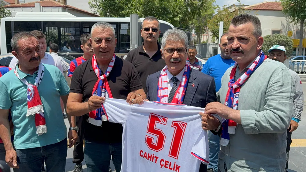 Vali Çelik, Niğde Belediyespor taraftarlarının çağrısına kayıtsız kalmadı