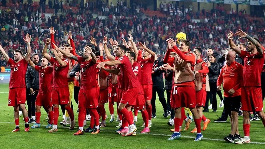 Türkiye-Hollanda maçının hakemi belli oldu