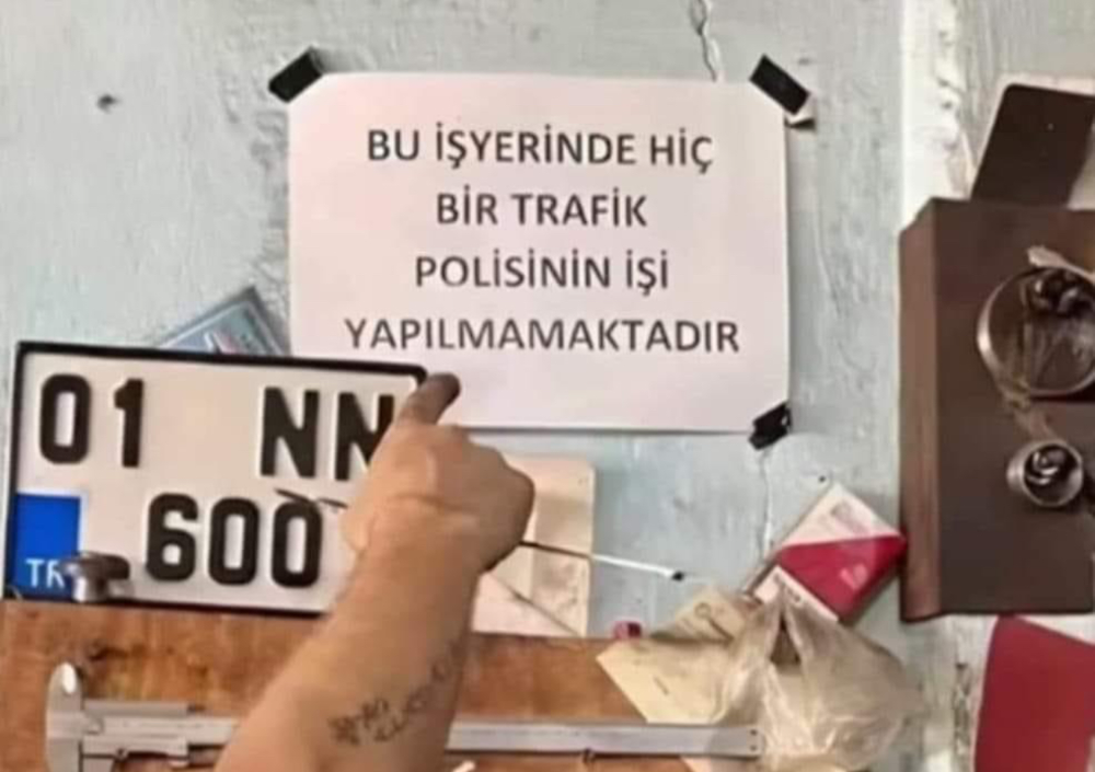 Dükkanına bu yazıyı astı paylaşım rekoru kırdı! Sizce haklı mı haksız mı? 