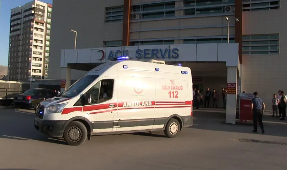 Balkondan düşen 4 yaşındaki çocuk öldü