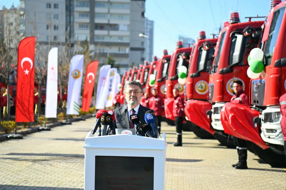 ORMAN YANGINLARIYLA MÜCADELEDE YENİ ARAÇLAR ENVANTERE KATILDI