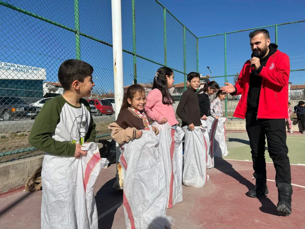 Bor Ömer Halisdemir Gençlik Merkezi’nde Kış Kulübü Etkinlikleri Devam Ediyor