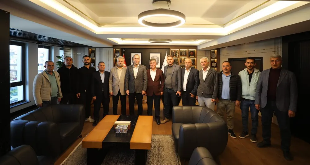 ÇINARLI KÖYÜ DERNEĞİ’NDEN BAŞKAN ÖZDEMİR’E ZİYARET