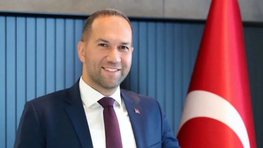 BİR ASRI AŞAN GURUR: CUMHURİYETİMİZİN 102. YILI KUTLU OLSUN!