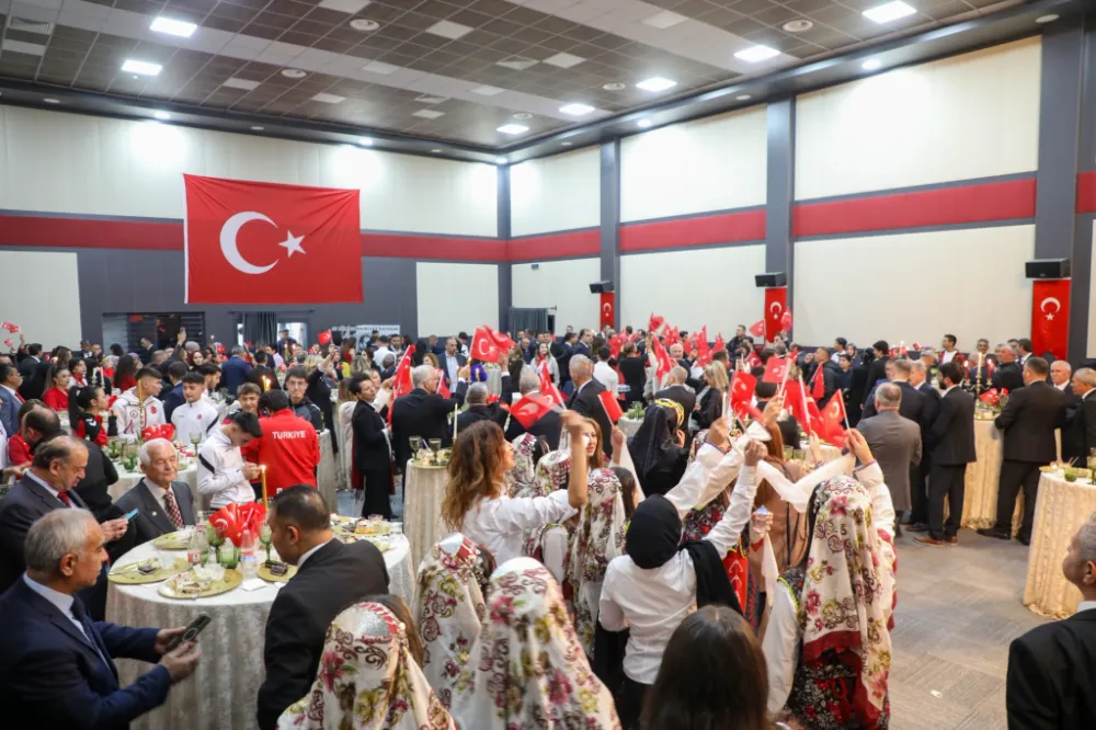 NİĞDE’DE CUMHURİYET RESEPSİYONU GURUR VE COŞKUYLA GERÇEKLEŞTİ