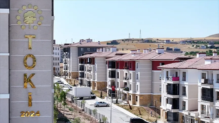 TOKİ, BUGÜNE KADAR 1 MİLYON 740 BİN AİLEYİ EV SAHİBİ YAPTI
