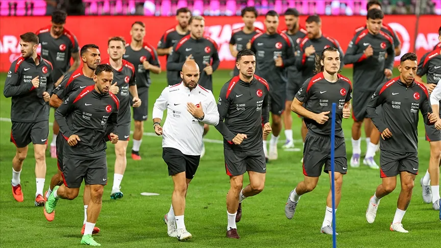 FUTBOLDA MİLLİ MESAİ BAŞLIYOR