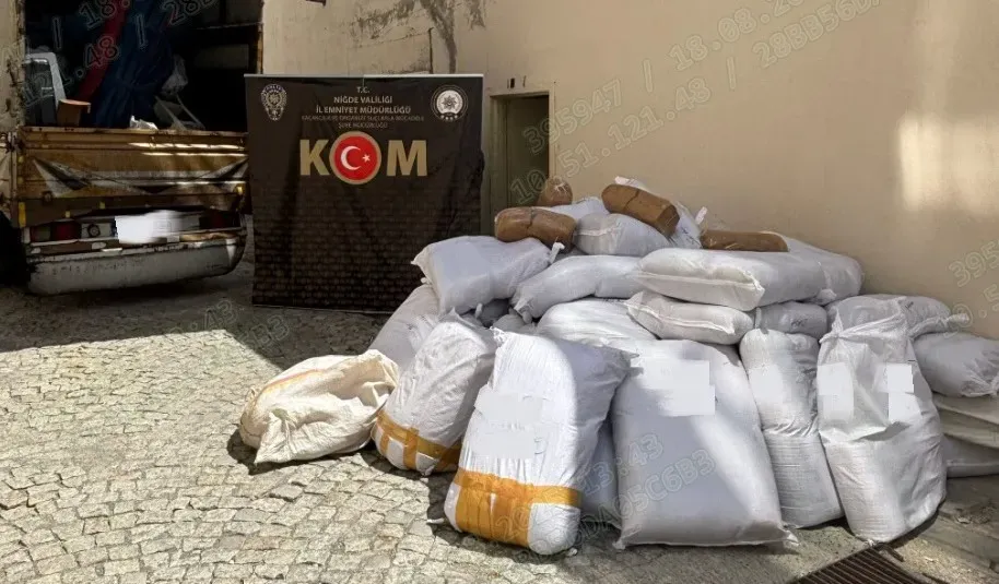 NİĞDE’DE KAÇAKÇILIK OPERASYONLARINDA 12 ŞÜPHELİ YAKALANDI