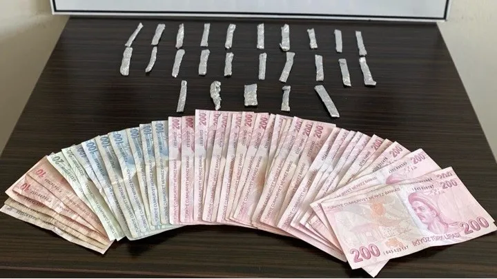 BOR’DA UYUŞTURUCU OPERASYONU: 12,82 GRAM METAMFETAMİN ELE GEÇİRİLDİ