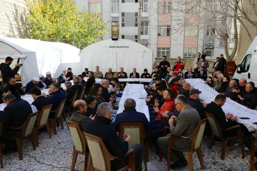 MEVLİT PROGRAMINDA ŞEHİDİMİZ BURAK ÖZKAN DUALARLA ANILDI