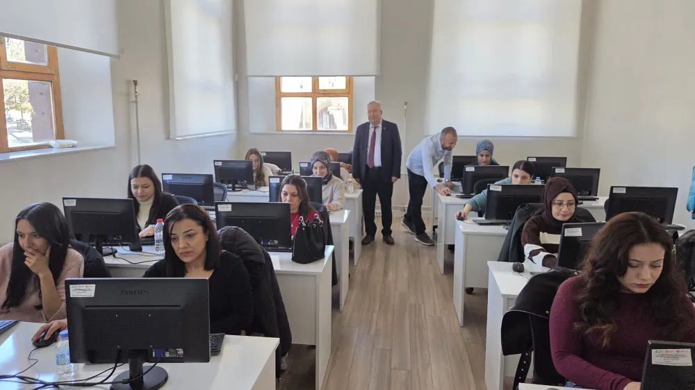 HALK EĞİTİMİ’NDEN KURSİYERLERE TEKNOLOJİ DESTEĞİ