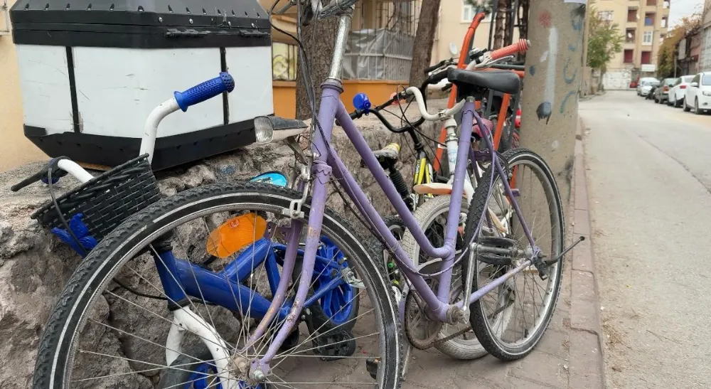 BİSİKLETLER KIŞA HAZIR MI? USTALAR PAS TEHLİKESİNE DİKKAT ÇEKTİ (video haber)