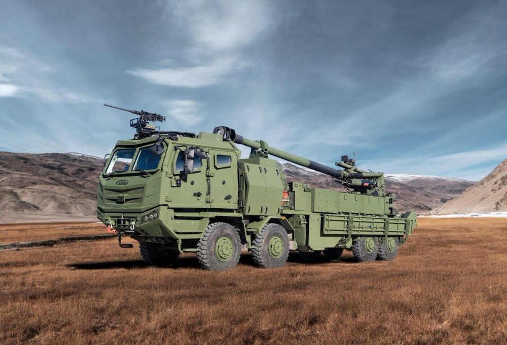 8x8 TAKTİK TEKERLEKLİ PANTER OBÜS, ASFAT ANA YÜKLENİCİLİĞİNDE KARA KUVVETLERİ’NE TESLİM EDİLDİ