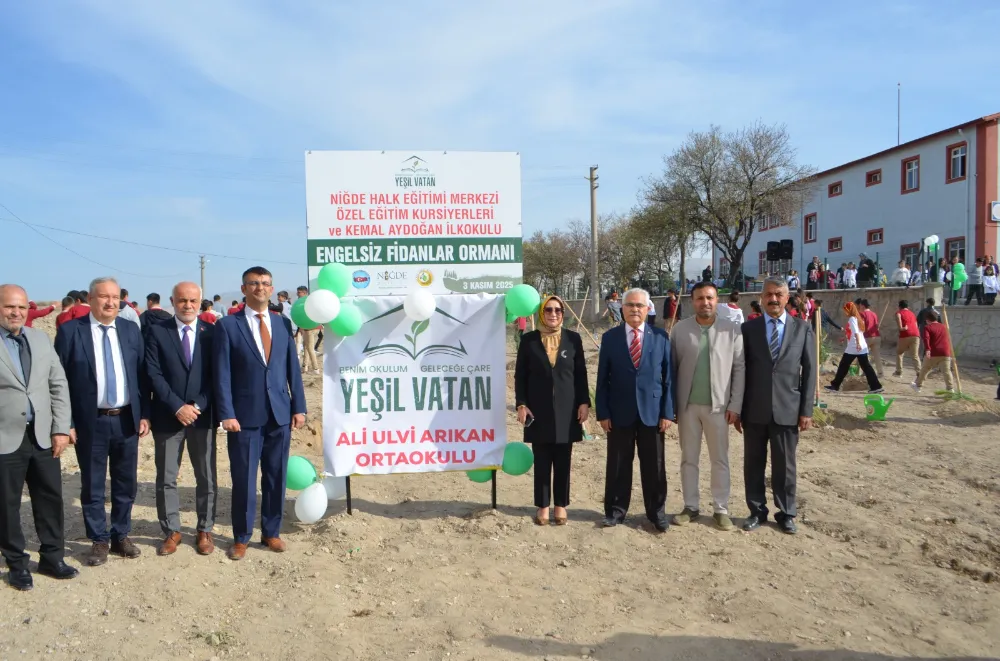 NİĞDE’DE “GELECEĞE NEFES” SEFERBERLİĞİ: ÖĞRENCİLER FİDAN DİKTİ