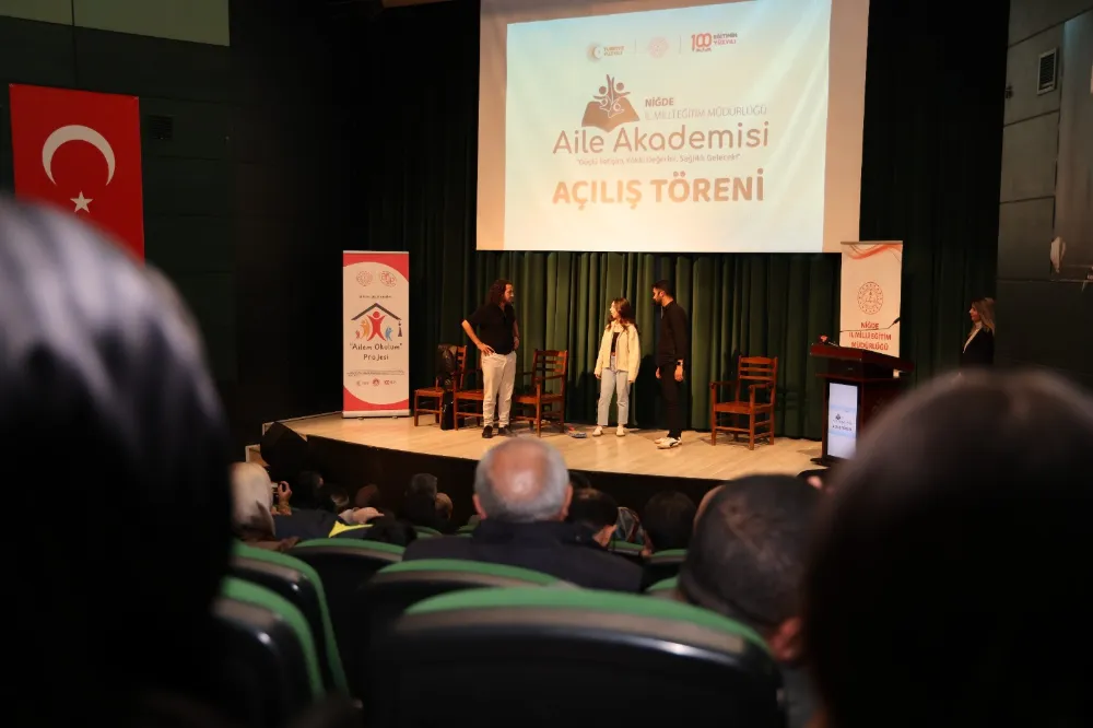 NİĞDE’DE “AİLEM OKULUM” PROJESİ KAPSAMINDA AİLE AKADEMİSİ AÇILDI