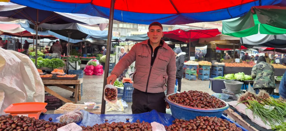 EVİNDE SOBA OLMAYANLAR KESTANEYİ NASIL PİŞİREBİLİR? (VİDEO HABER)