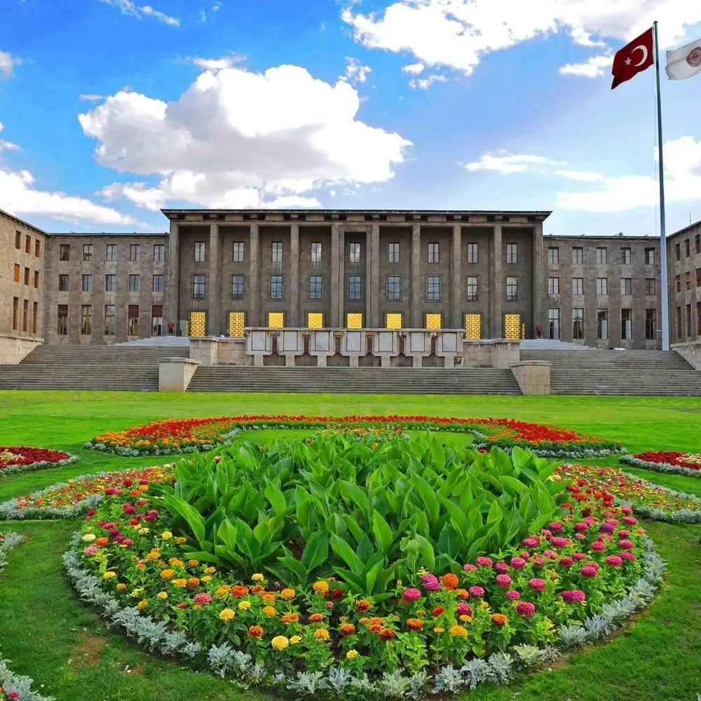 TBMM’DEKİ TACİZ SORUŞTURMASINDA 3 KİŞİ DAHA TUTUKLANDI