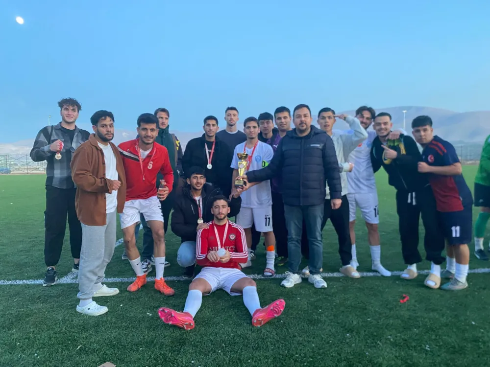 NİĞDE YURTLAR LİGİNDE KUPA ERTUĞRULGAZİ’NİN OLDU