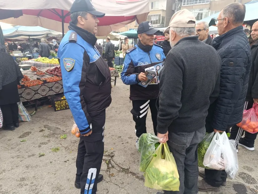   NİĞDE’DE ÖĞRENCİLERE POLİSLİK VE GÜVENLİK BİLGİLENDİRMESİ