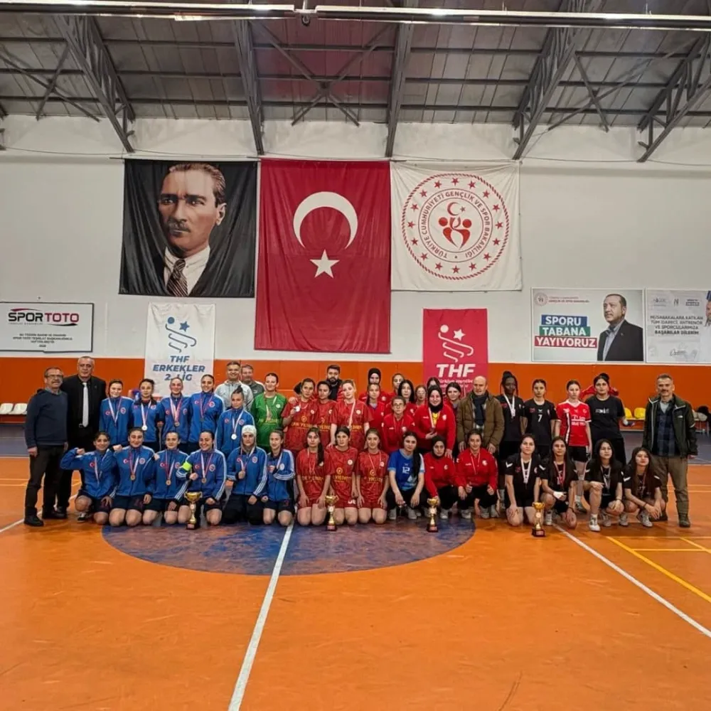 Okul Sporları Genç Kızlar Futsal Müsabakaları Sona Erdi!