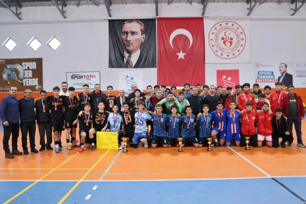 Okul Sporları Genç Erkekler Futsal Müsabakaları Tamamlandı!