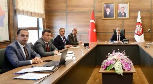 Bor OSB Yönetim Kurulu Toplantısı Vali Cahit Çelik Başkanlığında Gerçekleştirildi