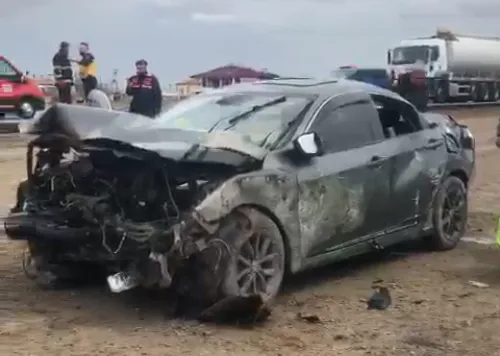 NİĞDE KAYSERİ YOLU’NDA FECİ KAZA 1 ÖLÜ 3 YARALI (VİDEO HABER)