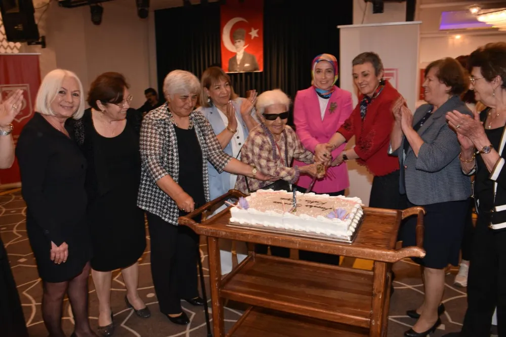 TÜRKİYE YARDIMSEVENLER DERNEĞİ’NDEN ANNELER GÜNÜ’NDE ANLAMLI BULUŞMA