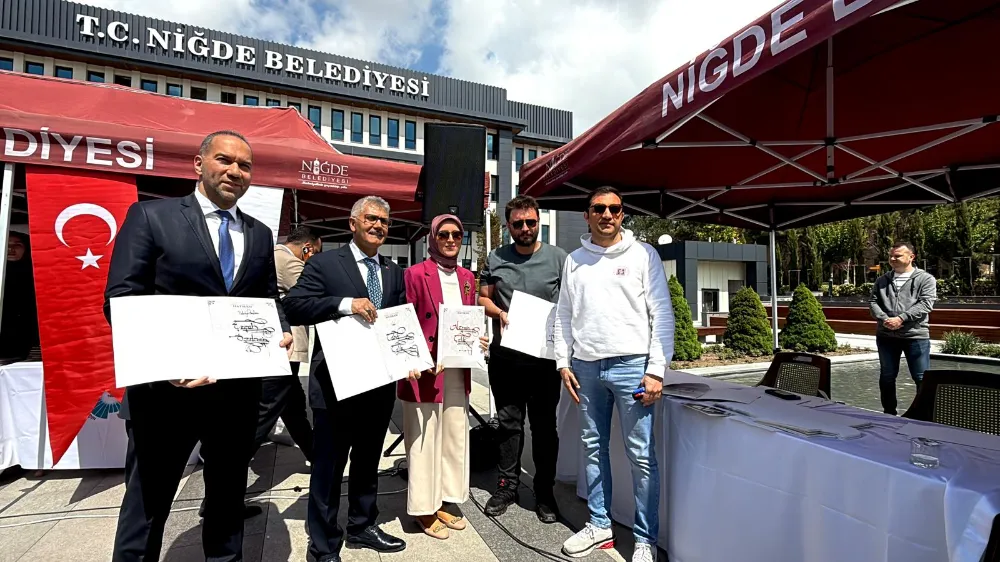 NİĞDE’DE EĞİTİM FUARI AÇILDI 18 ÜNİVERSİTE TEK MEYDANDA