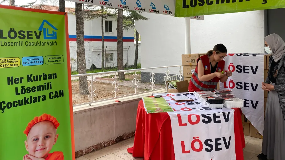 LÖSEV MUTLU ET PAKETLERİ İLE MUTLULUK PAYLAŞTIKÇA ÇOĞALIYOR