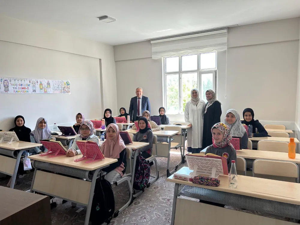 NİĞDE HALK EĞİTİMİ MERKEZİ’NDEN HAFIZLIK EĞİTİMİNE DESTEK ZİYARETİ