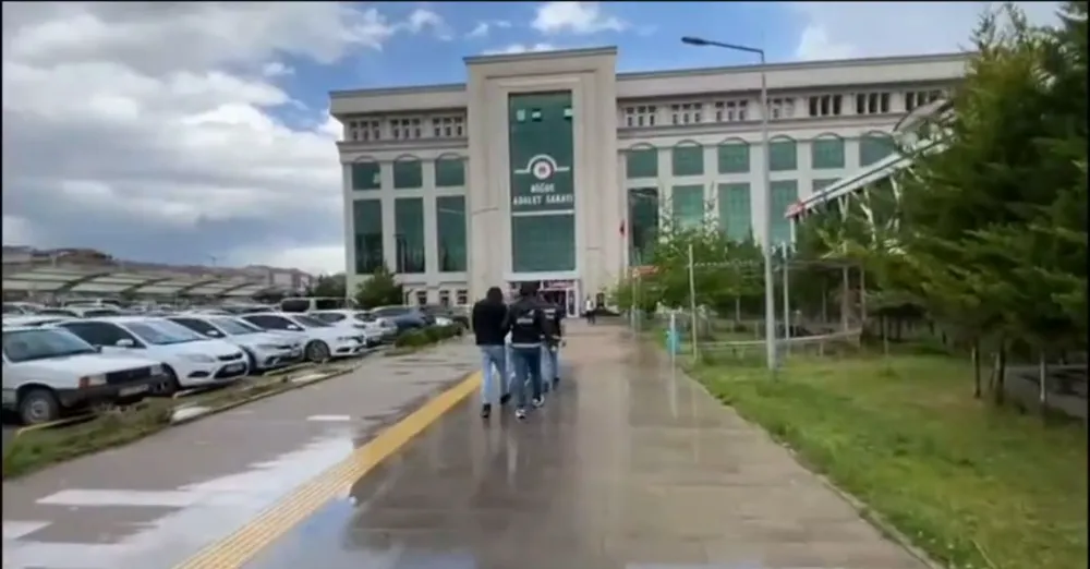 NİĞDE VE BOR’DA UYUŞTURUCU OPERASYONU 4 TUTUKLAMA (VİDEO HABER)