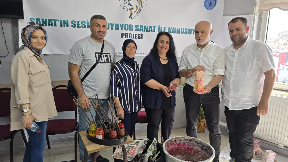 BAŞKAN ÇİFÇİBAŞI’NDAN “SANATIN SESİNİ DUYUYOR, SANAT İLE KONUŞUYORUZ” PROJESİNE DESTEK