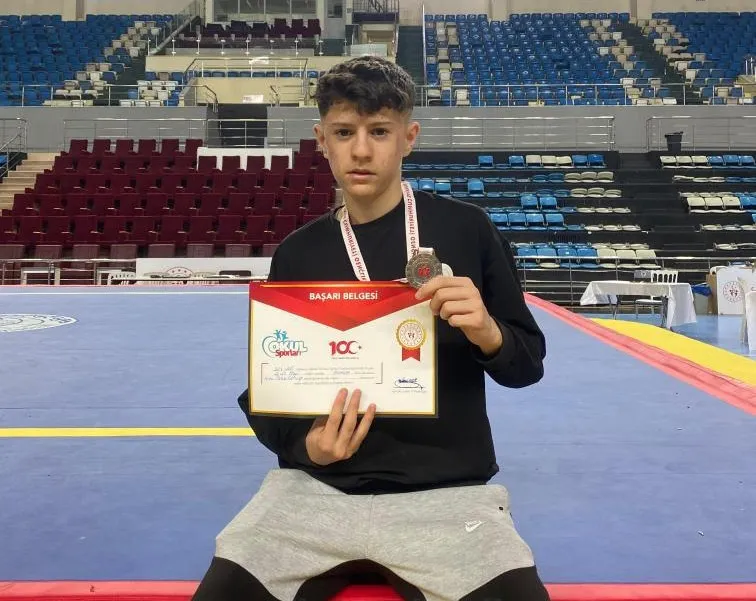 KAĞAN ENES EROĞLU’NDAN WUSHU’DA BÜYÜK BAŞARI
