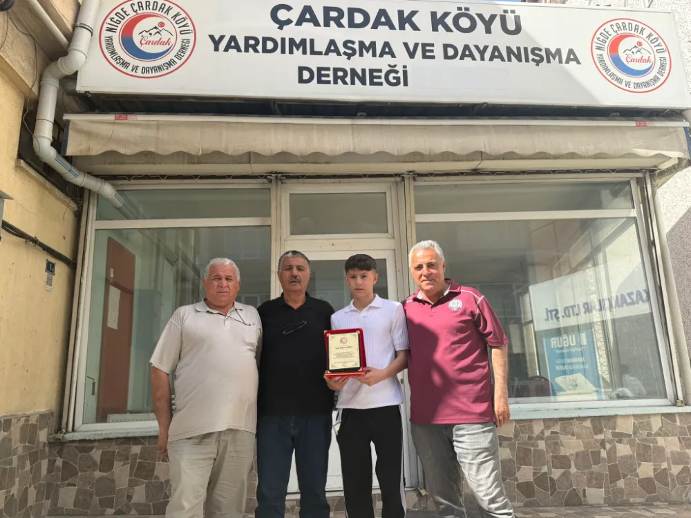 ÇARDAK KÖYÜ’NÜN GURURU TÜRKİYE İKİNCİSİ OLDU (VİDEO HABER)