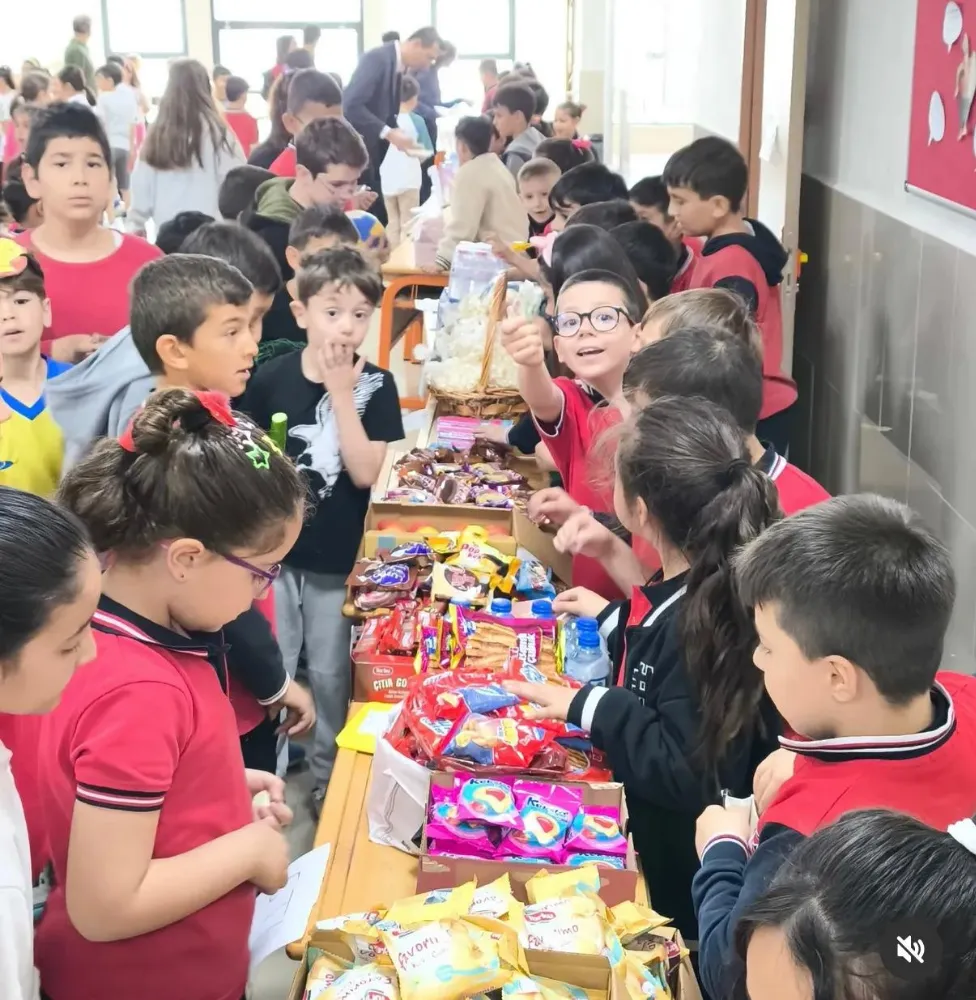 NİĞDE’DE MİNİKLERDEN DEV DERS