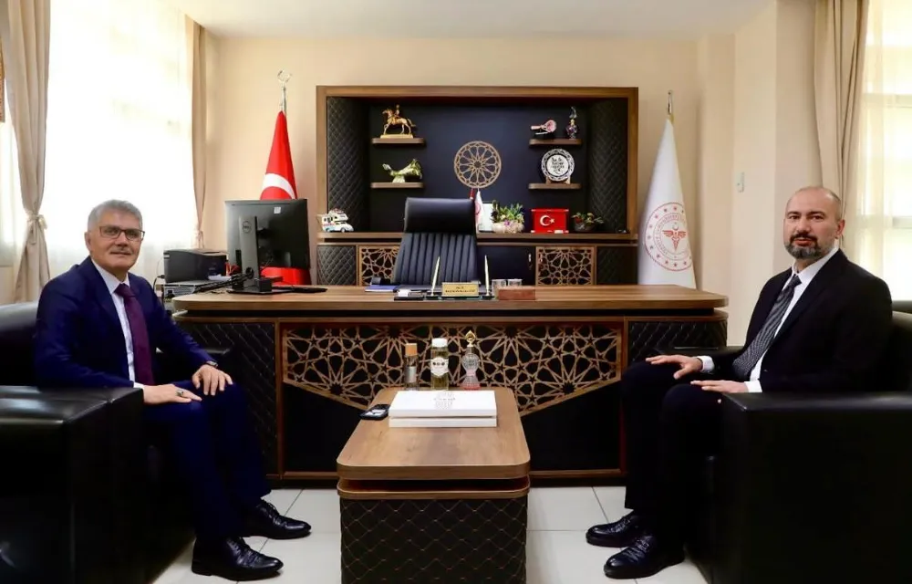 VALİ ÇELİK’TEN HASTANEYE ZİYARET  