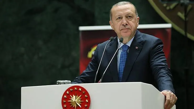 CUMHURBAŞKANI ERDOĞAN’DAN NET MESAJ: “MİLLETİMİZ GÖNLÜNÜ FERAH TUTSUN”