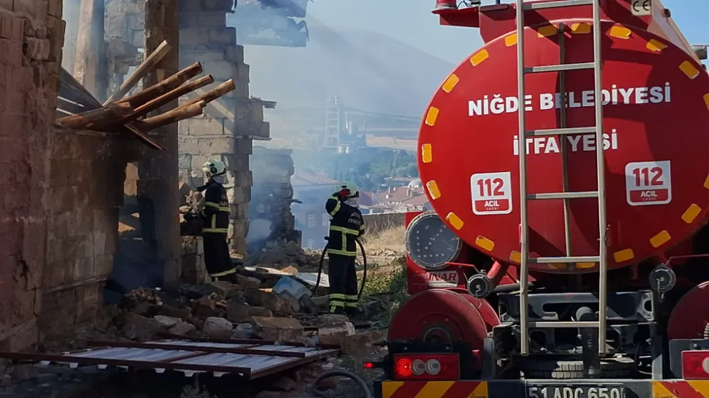 NİĞDE KALE MAHALLESİ’NDE BİR HAFTADA İKİNCİ YANGIN