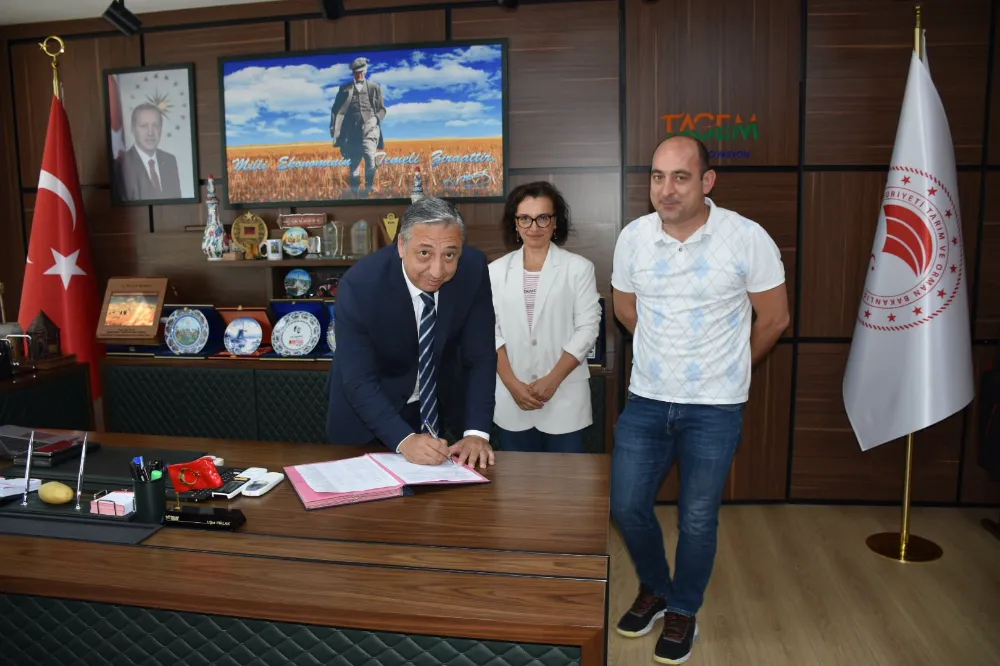 PATATES ARAŞTIRMA ENSTİTÜSÜ’NDE PROMOSYON İHALESİ TAMAMLANDI ANLAŞMA İŞ BANKASIYLA YAPILDI
