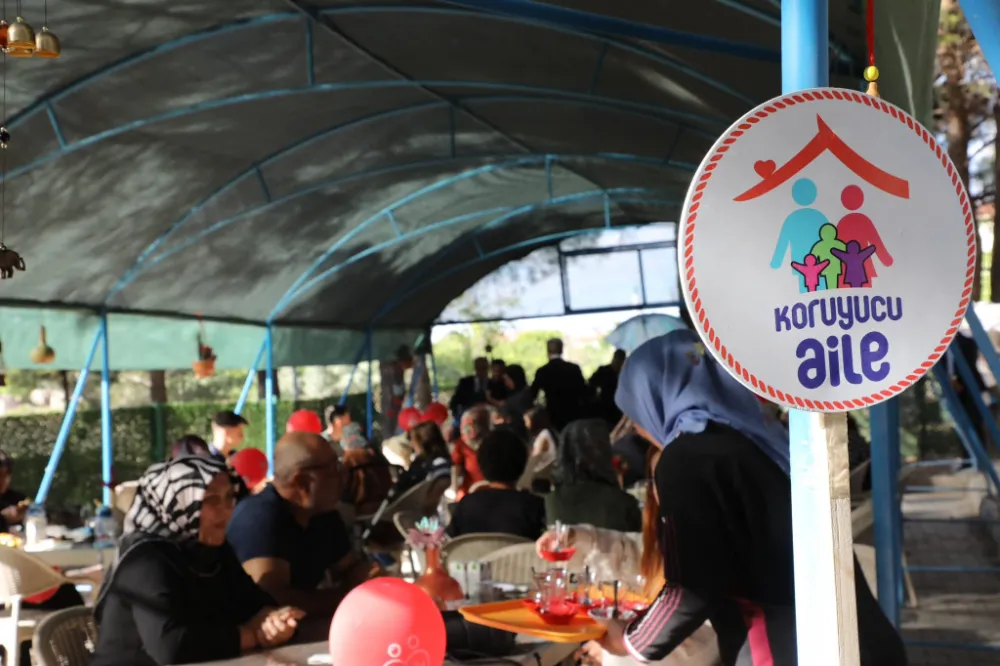 NİĞDE’DE KORUYUCU AİLELER ONURLANDIRILDI