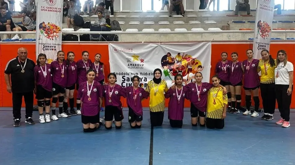 ANADOLU YILDIZLAR LİGİ HENTBOL MÜSABAKALARI NİĞDE’DE TAMAMLANDI