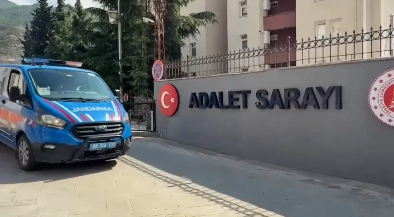 30 İLDE FETÖ OPERASYONU 156 ŞÜPHELİ GÖZALTINA ALINDI