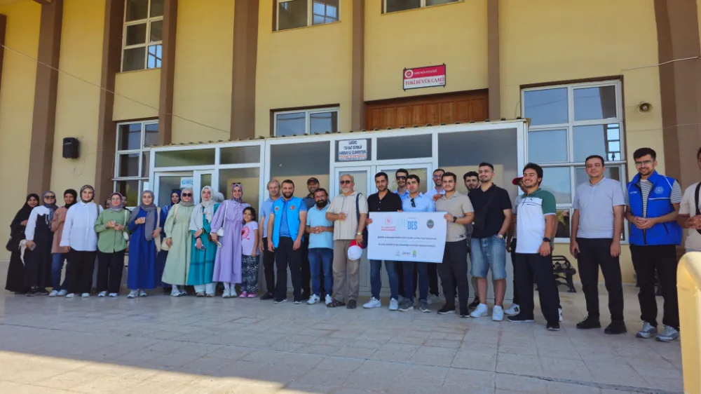 ADANA’DAN GELEN ÜNİVERSİTELİ GENÇLER, NİĞDE’NİN MANEVİ HAZİNELERİYLE BULUŞTU